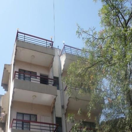 Hotel Abhishek Nashik Exteriör bild